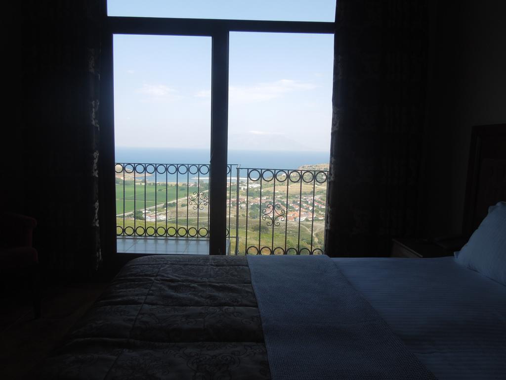 Masi Hotel İmroz Rom bilde